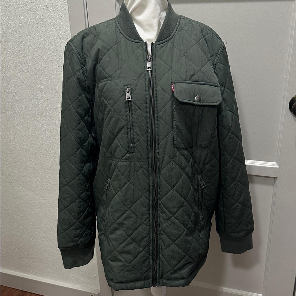 Levi's Women’s Green Diamond Quilted Bomber Jacket with Pink Lining Sz XL